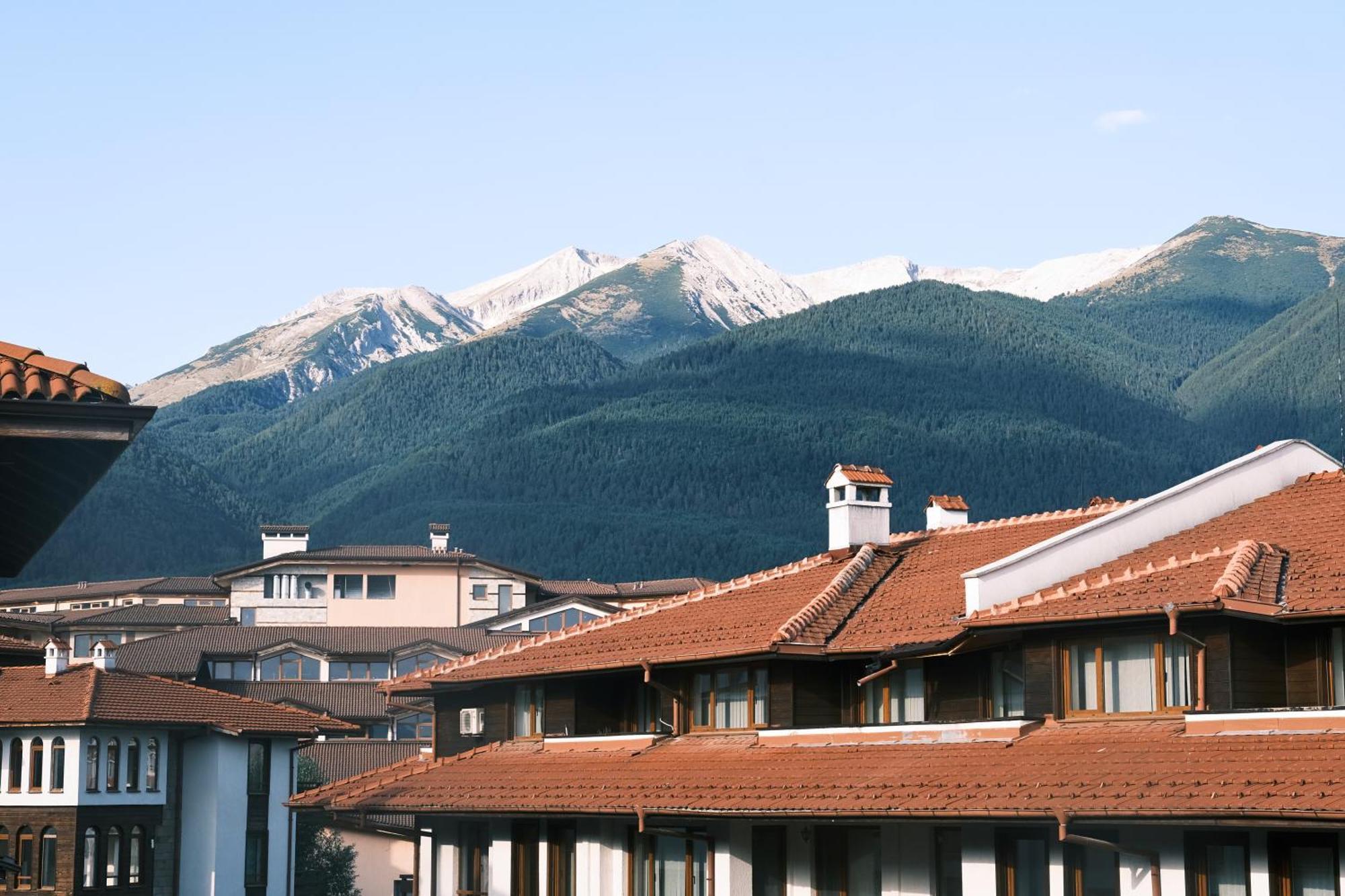 Ferienwohnung **Mountain** Views Just Next To The Gondola Lift Bansko Exterior foto